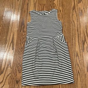 Dress H&M size 8/10 good condition kids